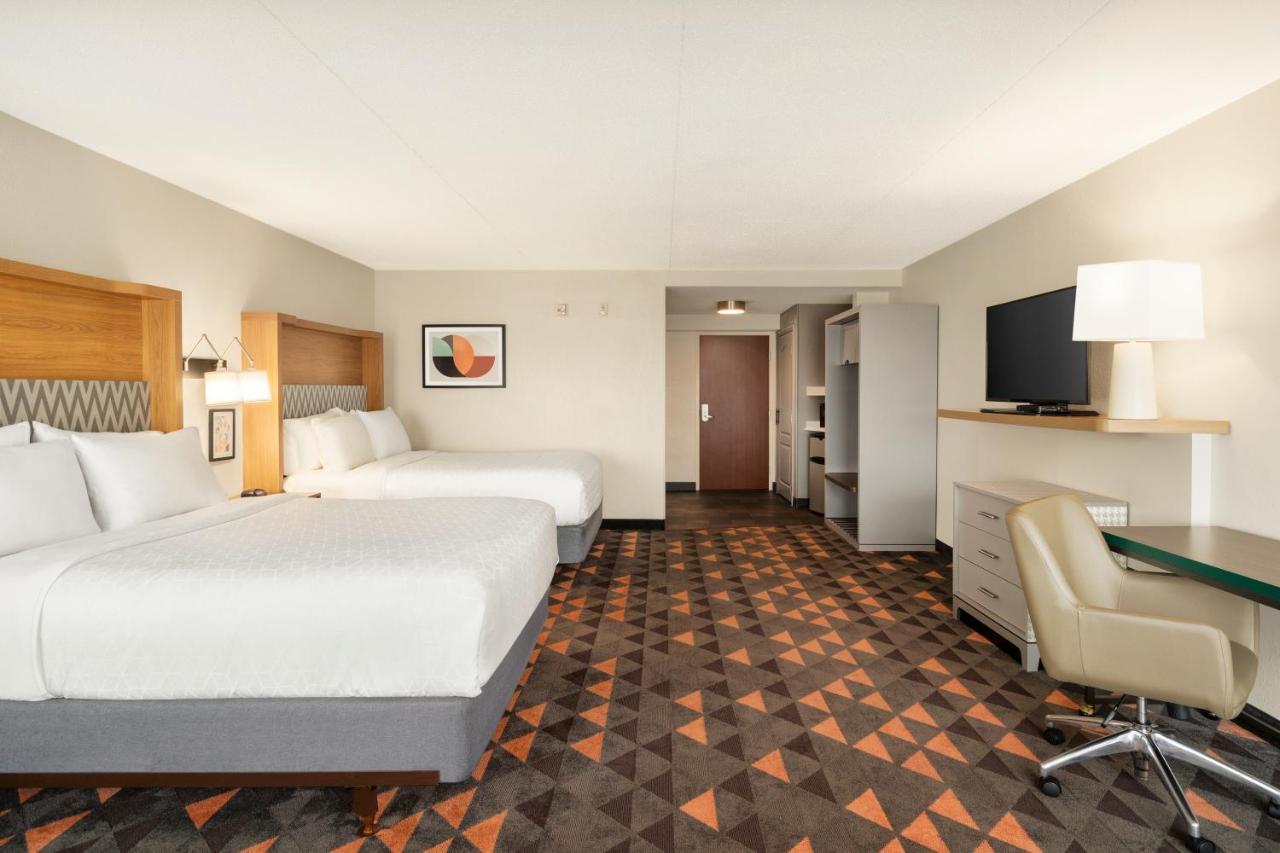 Holiday Inn Florence By Ihg Esterno foto