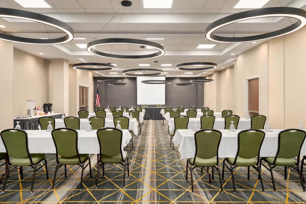 Holiday Inn Florence By Ihg Esterno foto