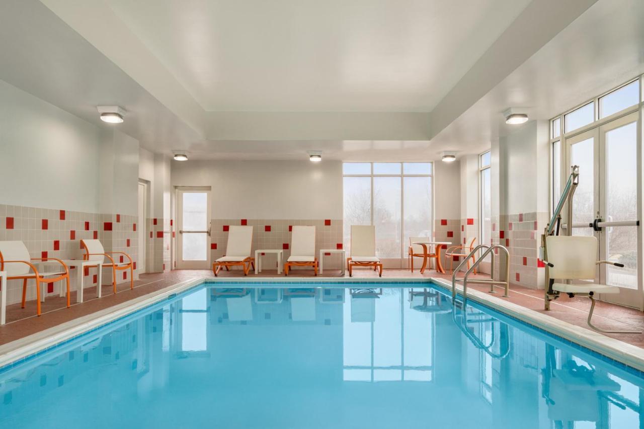 Holiday Inn Florence By Ihg Esterno foto