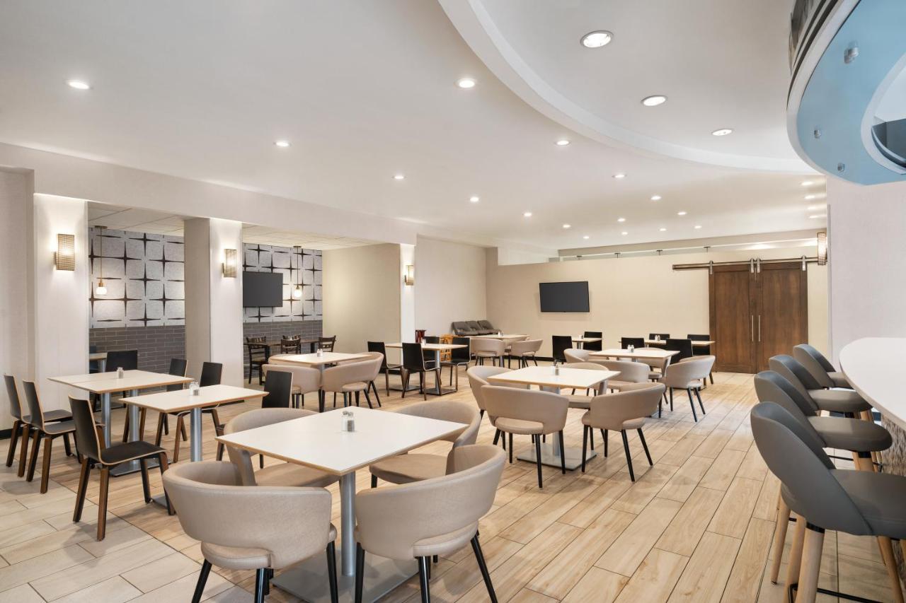 Holiday Inn Florence By Ihg Esterno foto